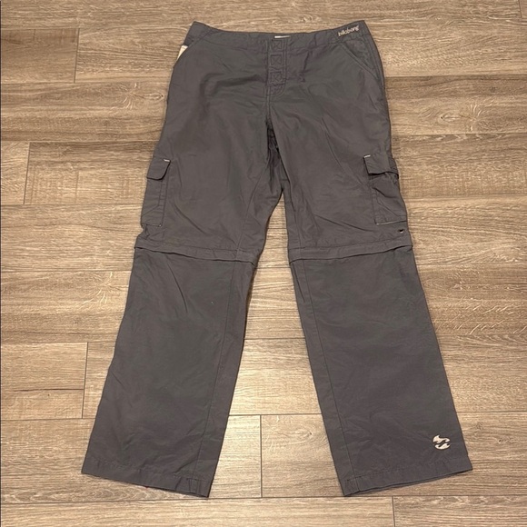 Billabong Pants - Billabong Women’s Convertible Cargo Pants | Zip-Off to Shorts | Size 3 | Gray